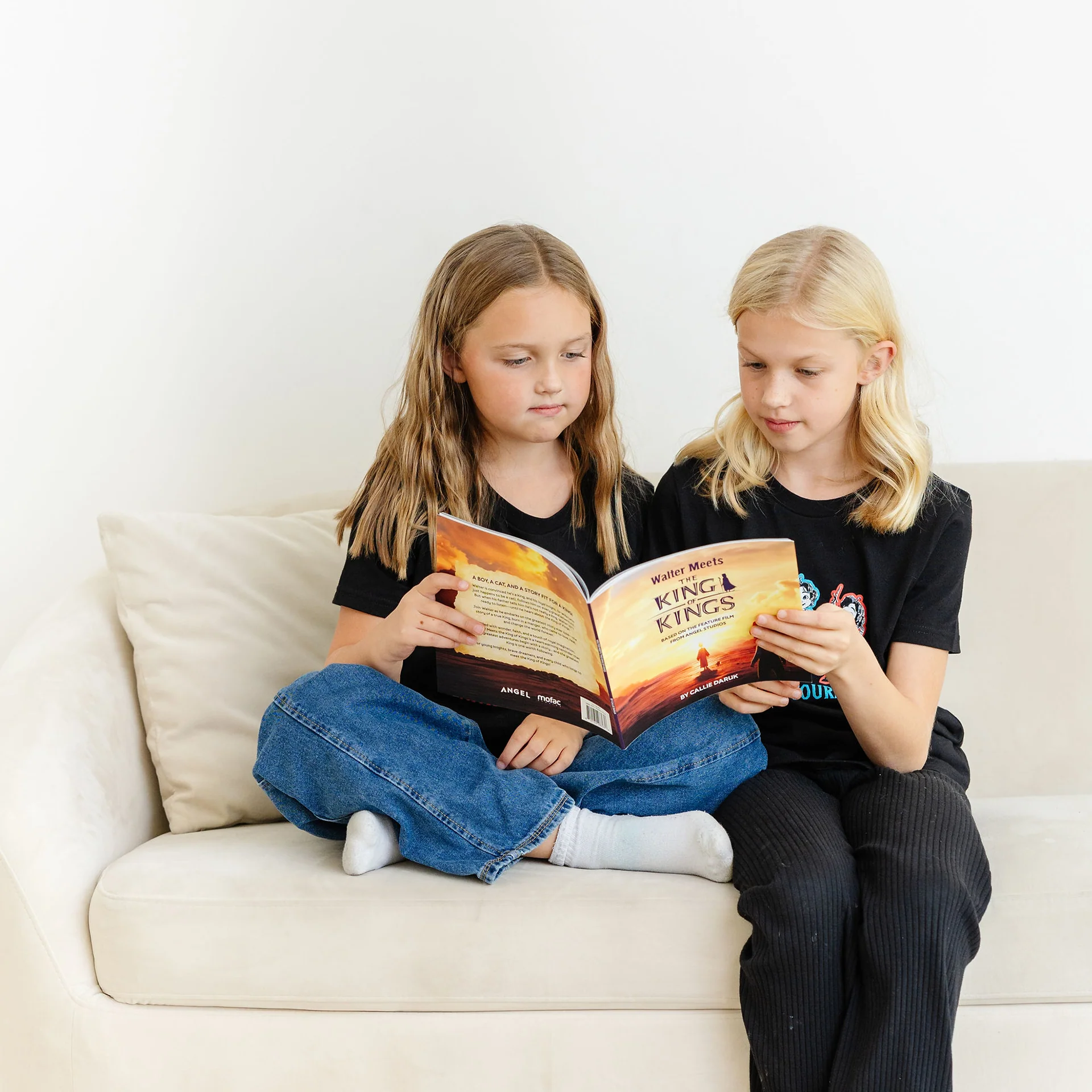 Walter Meets The King of Kings - Children's Book - Image 4